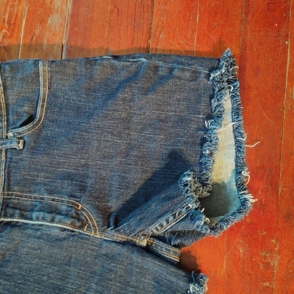 Banana Republic Dark Wash Denim Cut off Jean Shorts 33 in Waist - Picture 3 of 8